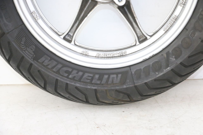 photo de FRONT RIM AND TIRE SUZUKI BURGMAN 125 (2007 - 2014)