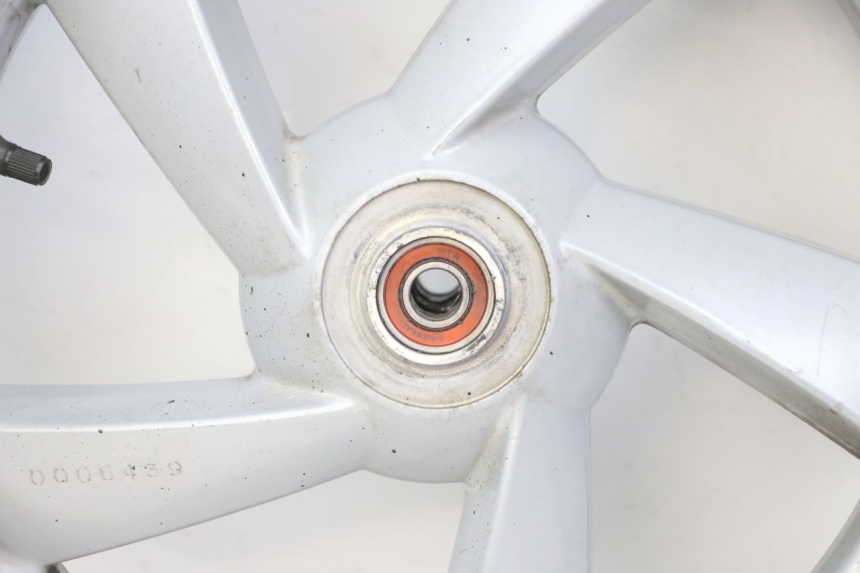 photo de FRONT RIM AND TIRE PEUGEOT CITYSTAR 50 (2013 - 2017)