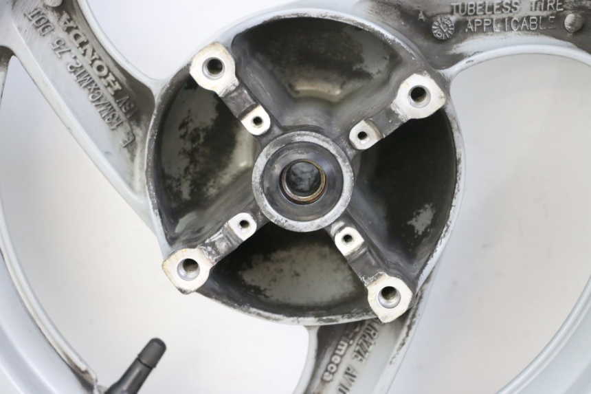 photo de FRONT RIM AND TIRE HONDA FES S-WING SWING ABS 125 (2007 - 2015)