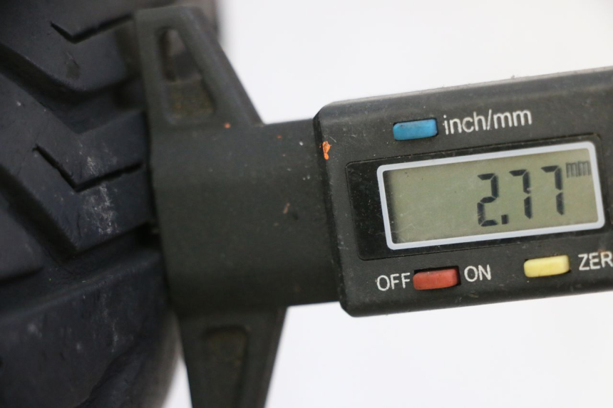 photo de FRONT RIM AND TIRE HONDA FES S-WING SWING ABS 125 (2007 - 2015)