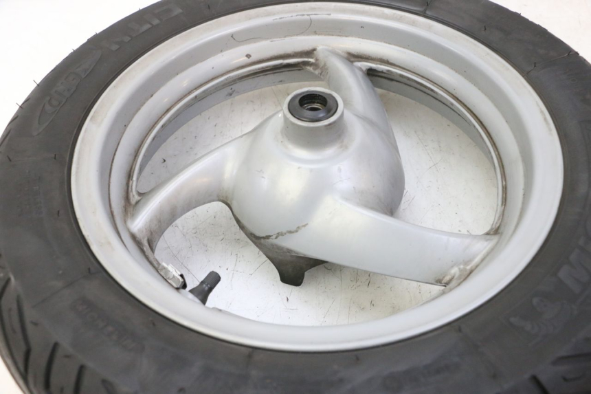 photo de FRONT RIM AND TIRE HONDA FES S-WING SWING ABS 125 (2007 - 2015)