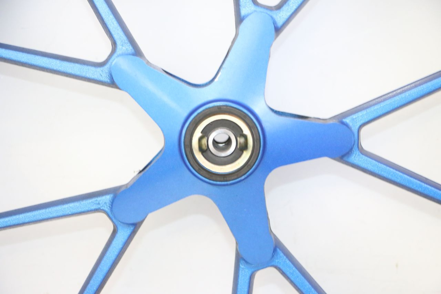 photo de FRONT RIM AND TIRE STAHO FH 50 (2018 - 2019)