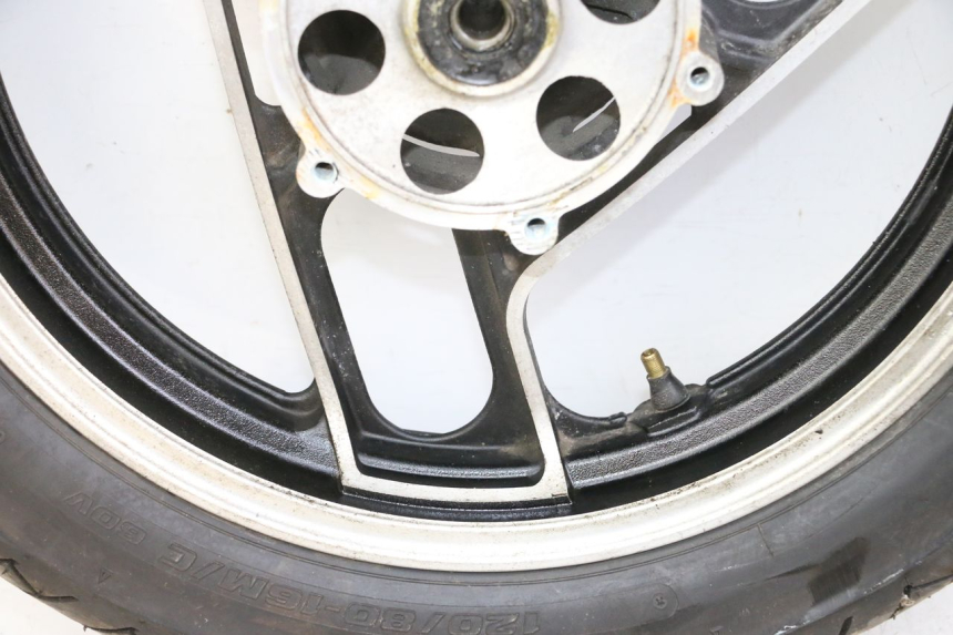 photo de FRONT RIM AND TIRE YAMAHA FJ 36Y 1100 (1984 - 1985)