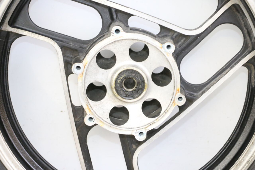 photo de FRONT RIM AND TIRE YAMAHA FJ 36Y 1100 (1984 - 1985)