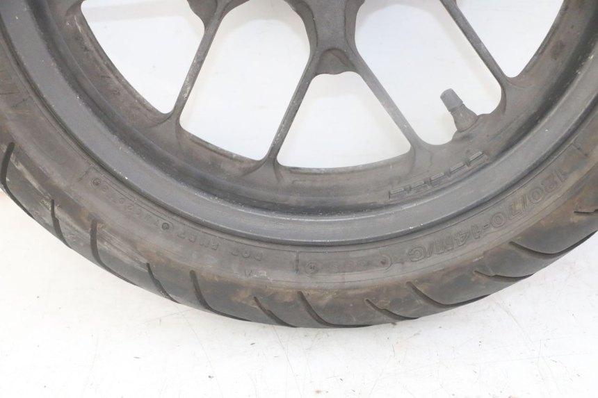 photo de FRONT RIM AND TIRE HONDA FORZA ABS 300 (2013 - 2019)
