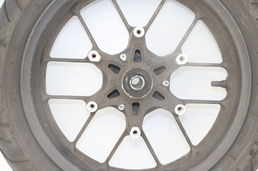photo de FRONT RIM AND TIRE HONDA FORZA ABS 300 (2013 - 2019)