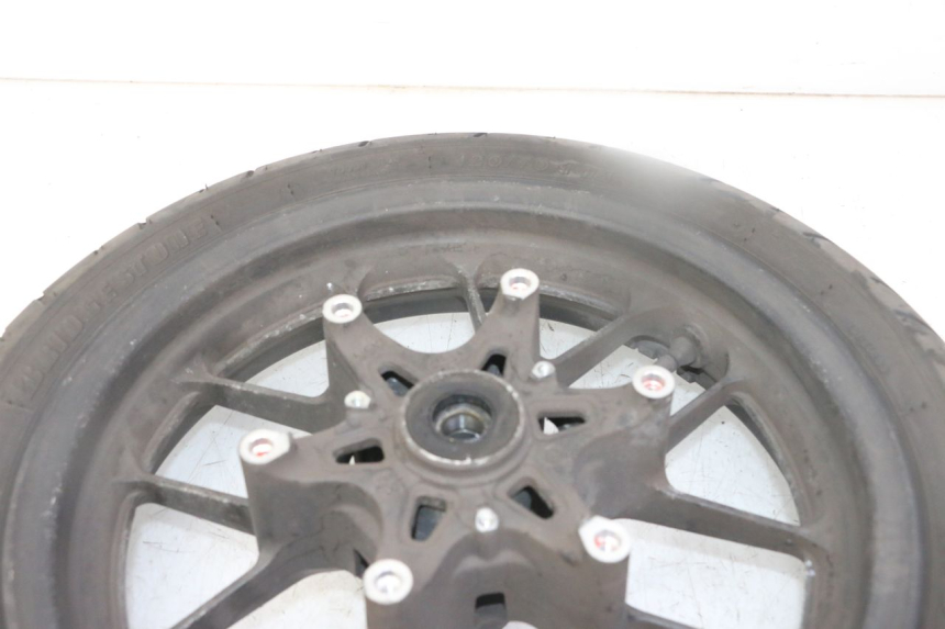 photo de FRONT RIM AND TIRE HONDA FORZA ABS 300 (2013 - 2019)