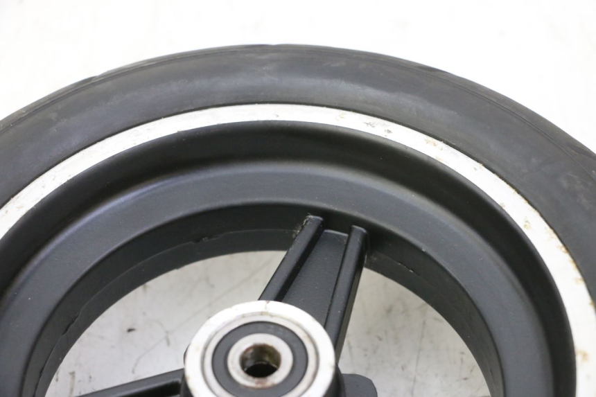 photo de FRONT RIM AND TIRE HITWAY H5 1
