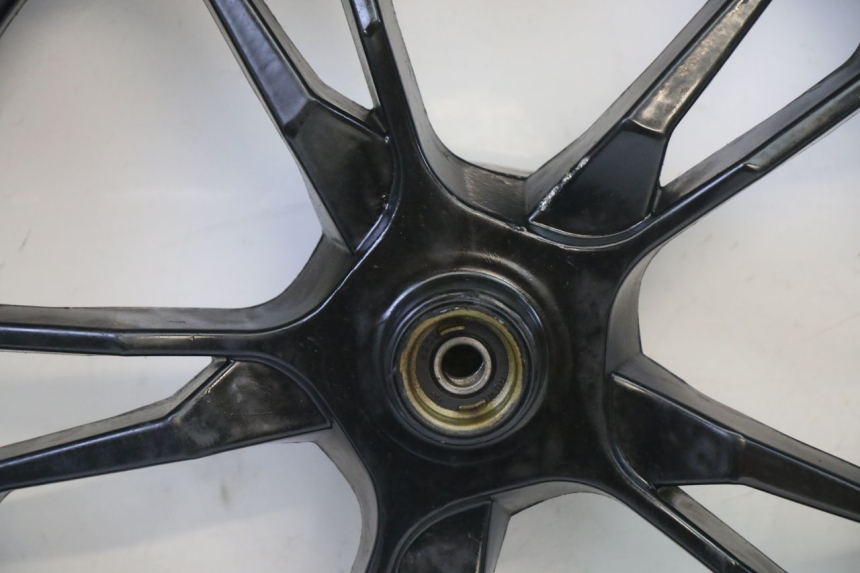 photo de FRONT WHEEL AND TIRE SYM JET 14 4T 50 (2018 - 2022)
