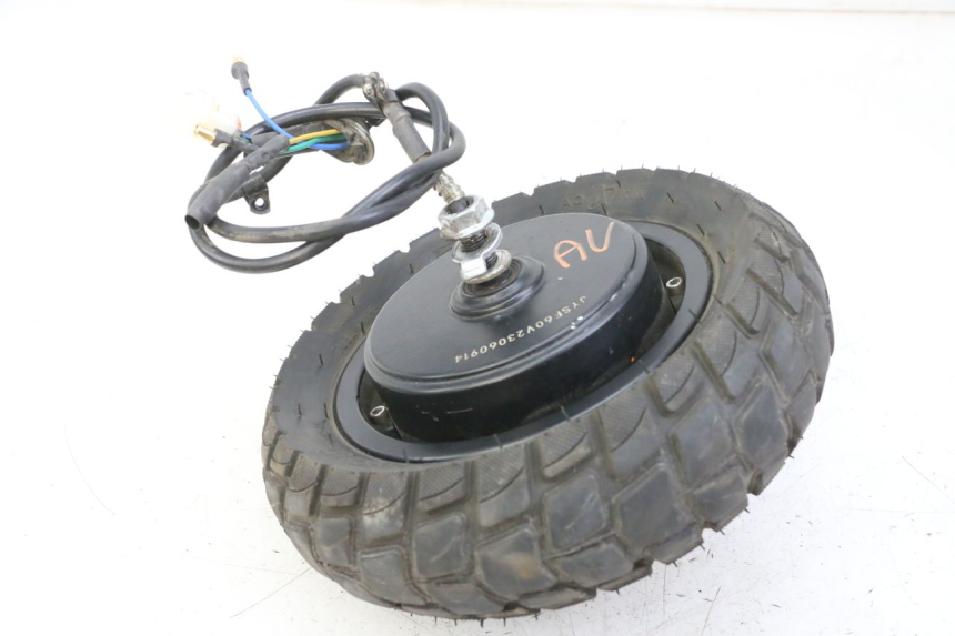 photo de FRONT RIM AND TIRE JOYOR S10-S-Z 1