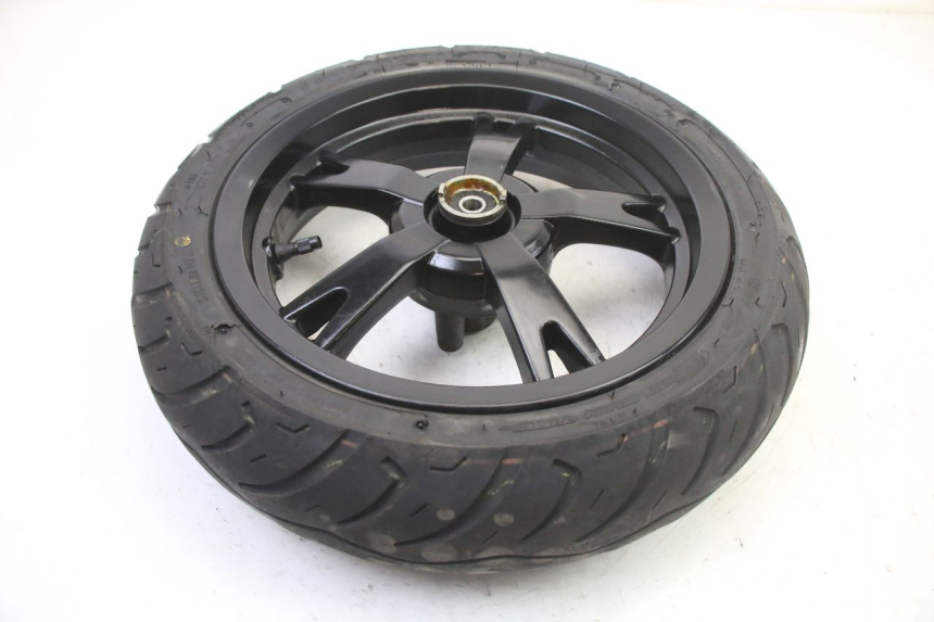 photo de FRONT RIM AND TIRE PEUGEOT KISBEE 2T 50 (2010 - 2017)