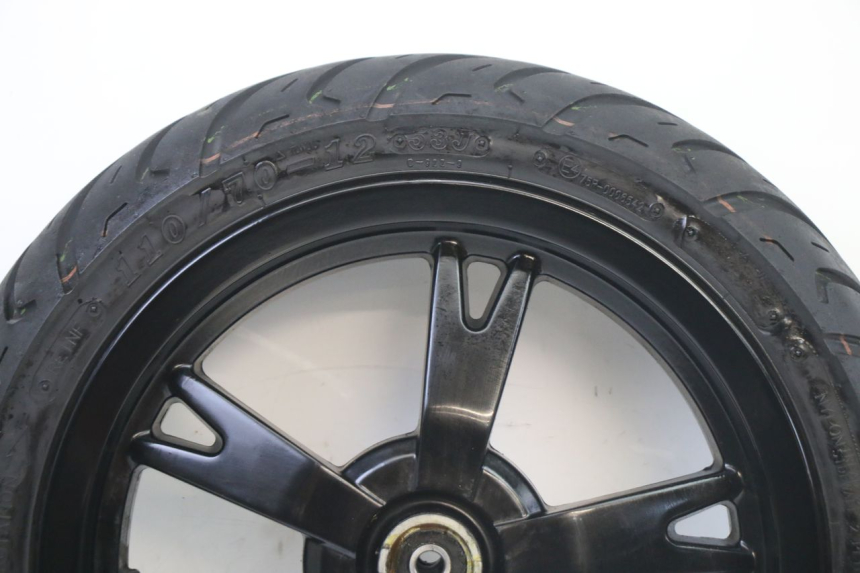 photo de FRONT RIM AND TIRE PEUGEOT KISBEE 2T 50 (2010 - 2017)