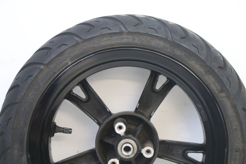 photo de FRONT RIM AND TIRE PEUGEOT KISBEE 2T 50 (2010 - 2017)