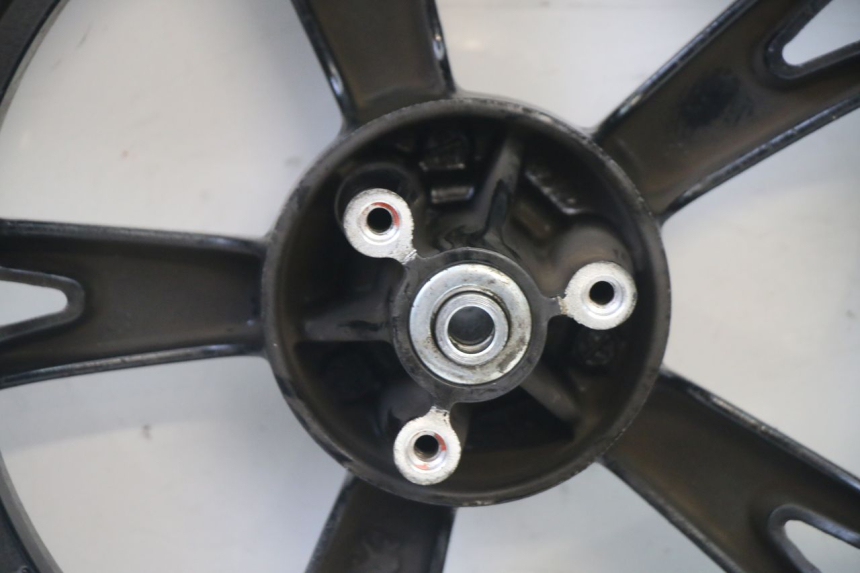 photo de FRONT RIM AND TIRE PEUGEOT KISBEE 4T 50 (2018 - 2022)
