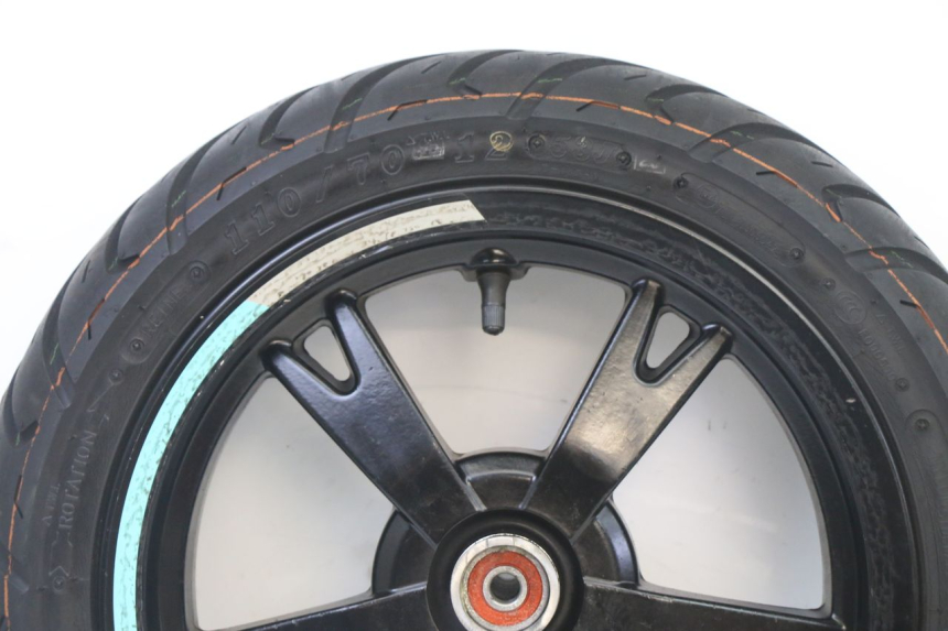 photo de FRONT RIM AND TIRE PEUGEOT KISBEE 4T 50 (2018 - 2022)