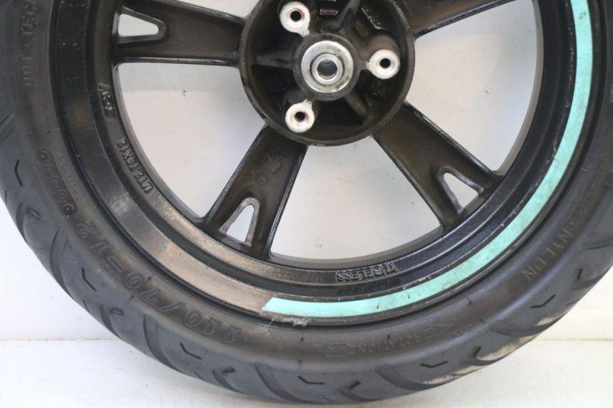 photo de FRONT RIM AND TIRE PEUGEOT KISBEE 4T 50 (2018 - 2022)