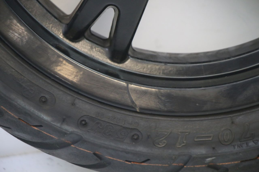 photo de FRONT RIM AND TIRE PEUGEOT KISBEE 4T 50 (2018 - 2022)