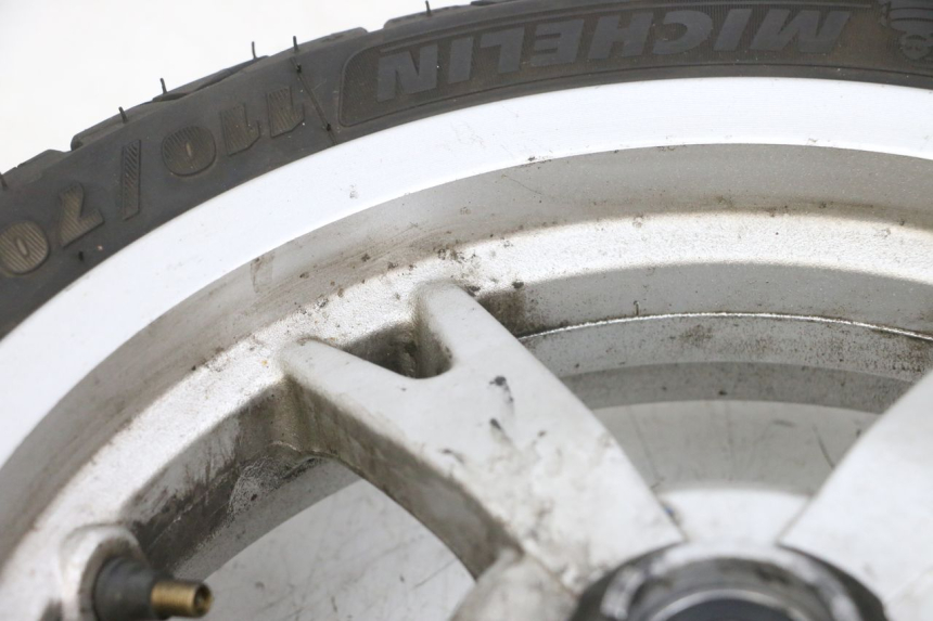 photo de FRONT RIM AND TIRE PEUGEOT KISBEE 4T 50 (2010 - 2017)