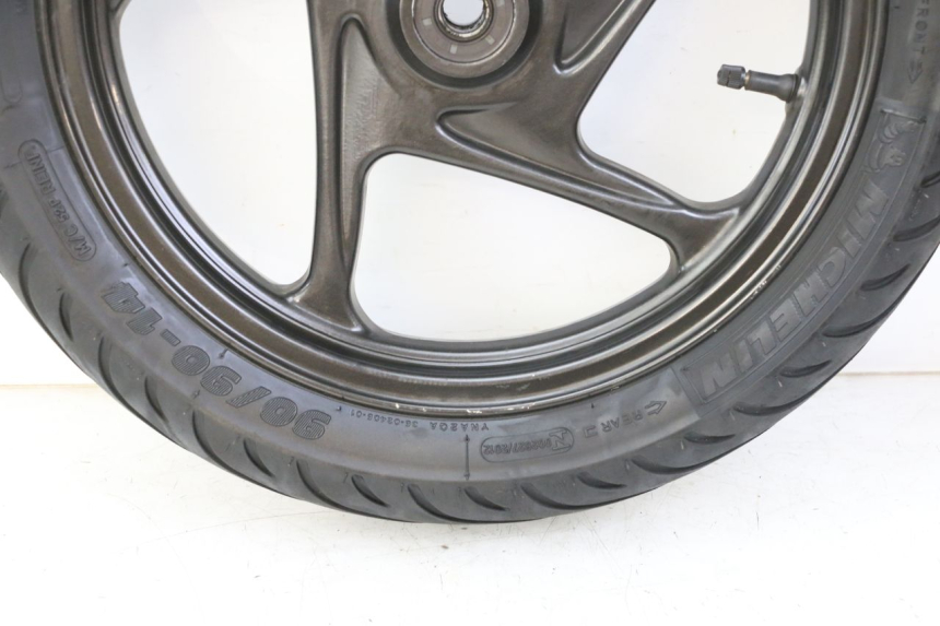 photo de FRONT RIM AND TIRE LIGIER PULSE 3 1 (2014 - 2020)
