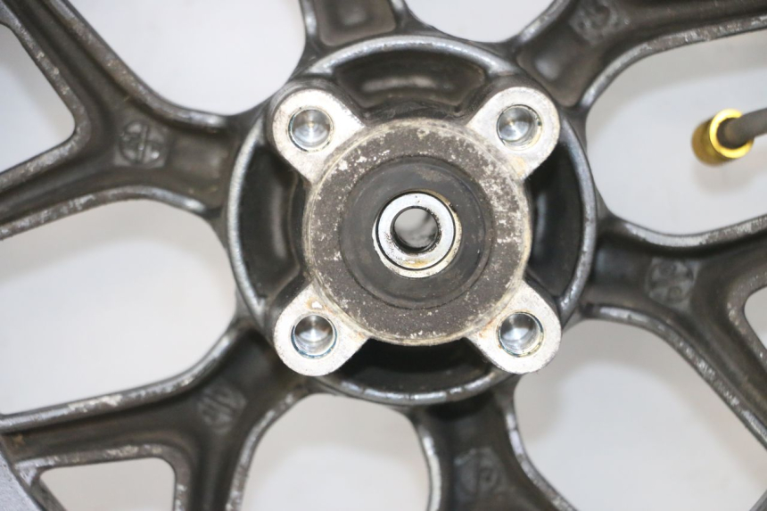photo de FRONT RIM AND TIRE MBK BOOSTER SPIRIT NAKED 50 (2004 - 2017)