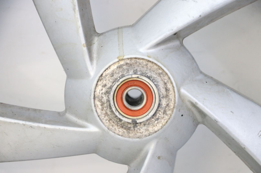 photo de FRONT RIM AND TIRE PEUGEOT CITYSTAR 125 (2011 - 2017)