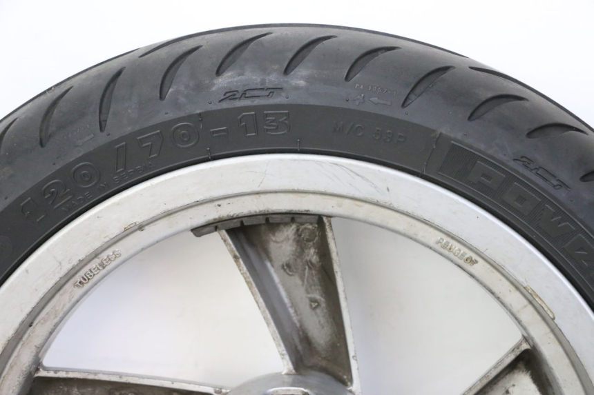 photo de FRONT RIM AND TIRE PEUGEOT CITYSTAR 125 (2011 - 2017)