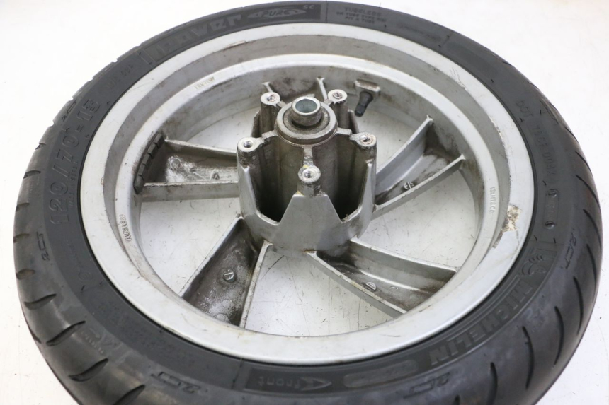 photo de FRONT RIM AND TIRE PEUGEOT CITYSTAR 125 (2011 - 2017)