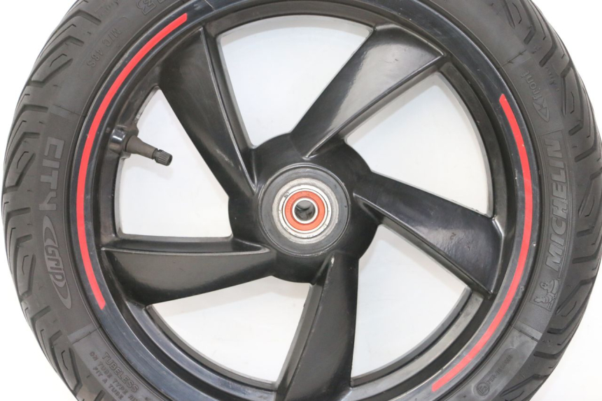 photo de FRONT RIM AND TIRE PEUGEOT CITYSTAR 2T 50 (2018 - 2021)