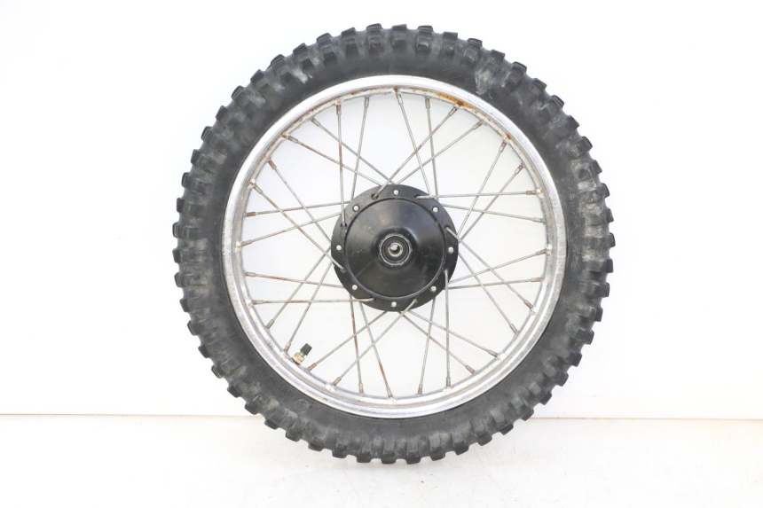 photo de FRONT RIM AND TIRE YAMAHA PW 80 (1983 - 2014)