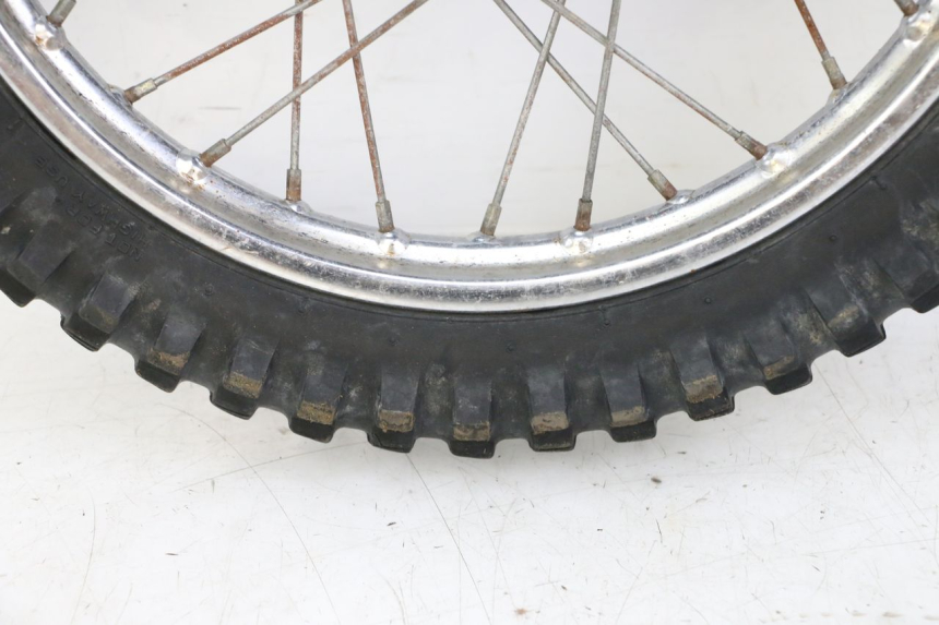 photo de FRONT RIM AND TIRE YAMAHA PW 80 (1983 - 2014)