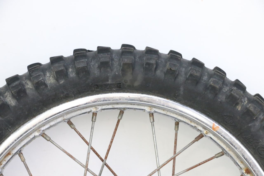 photo de FRONT RIM AND TIRE YAMAHA PW 80 (1983 - 2014)