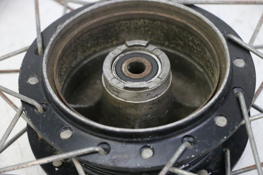 photo de FRONT RIM AND TIRE YAMAHA PW 80 (1983 - 2014)
