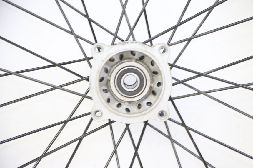 photo de FRONT RIM AND TIRE APOLLO RFZ 125