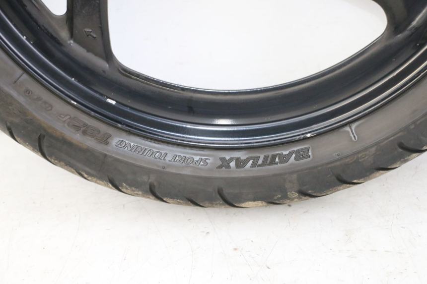 photo de FRONT RIM AND TIRE HONDA ST PAN EUROPEAN 1300 (2002 - 2013)