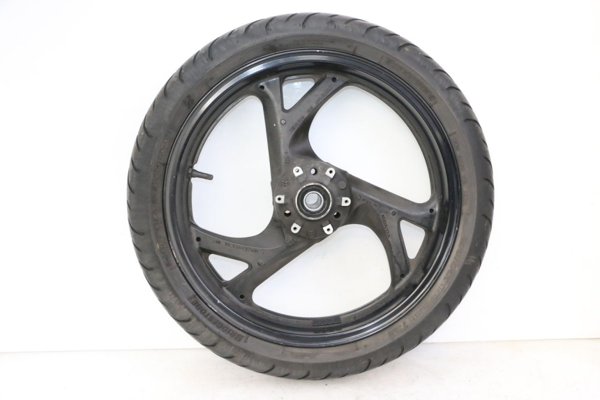 photo de FRONT RIM AND TIRE HONDA ST PAN EUROPEAN 1300 (2002 - 2013)