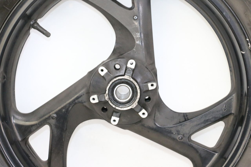 photo de FRONT RIM AND TIRE HONDA ST PAN EUROPEAN 1300 (2002 - 2013)