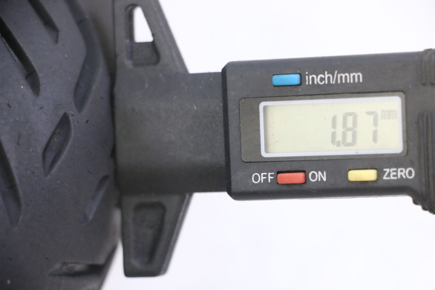 photo de FRONT RIM AND TIRE NAMI STELLAR 1