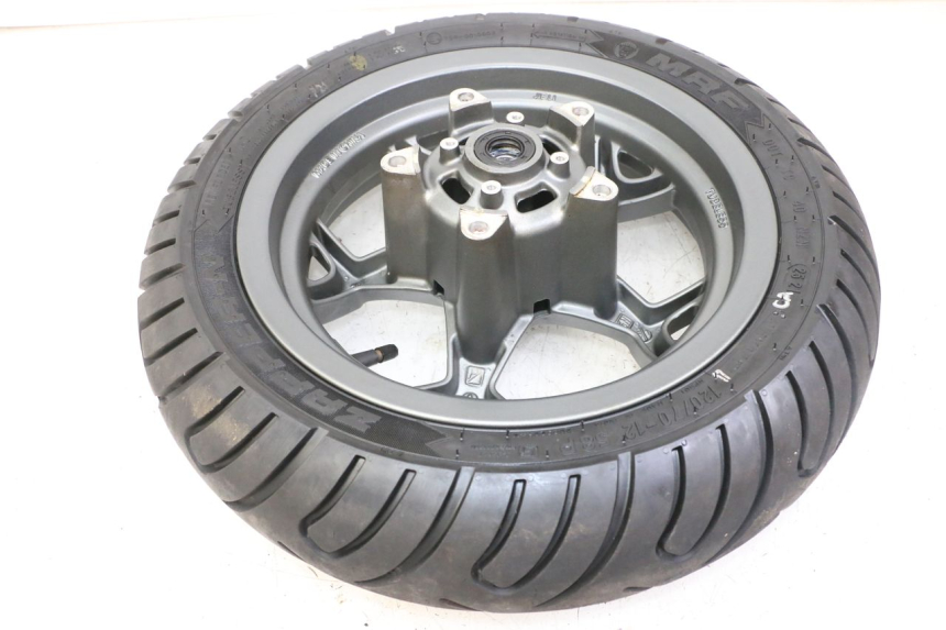 photo de FRONT RIM AND TIRE APRILIA SXR 50 (2021 - 2023)