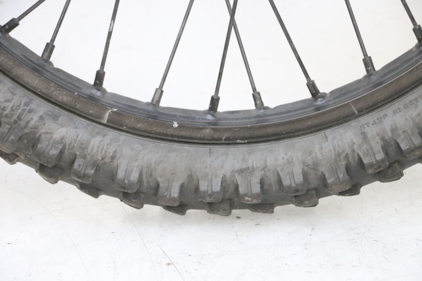 photo de FRONT RIM AND TIRE YAMAHA TTR 125 (2000 - 2020) - Detailed visual inspection