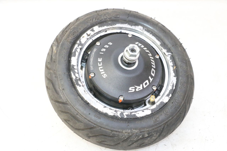 photo de FRONT RIM AND TIRE DUALTRON VICTOR LIMITED 1