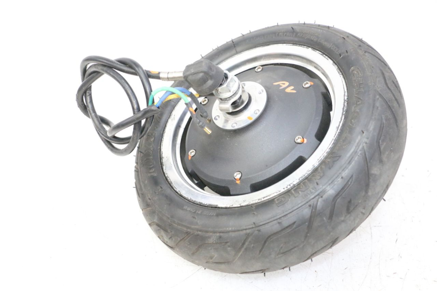 photo de FRONT RIM AND TIRE DUALTRON VICTOR LIMITED 1