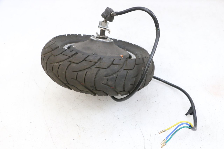 photo de FRONT RIM AND TIRE DUALTRON VICTOR LIMITED 1