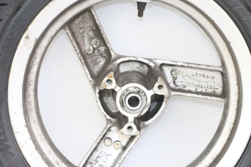 photo de FRONT RIM AND TIRE PEUGEOT VIVACITY NEW 2T 50 (2008 - 2017)