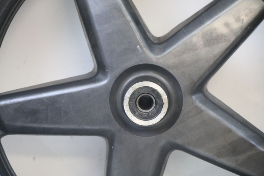photo de FRONT RIM AND TIRE YAMAHA X-MAX XMAX 125 (2010 - 2014)