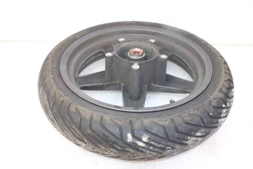 photo de FRONT RIM AND TIRE YAMAHA X-MAX XMAX 125 (2010 - 2014)