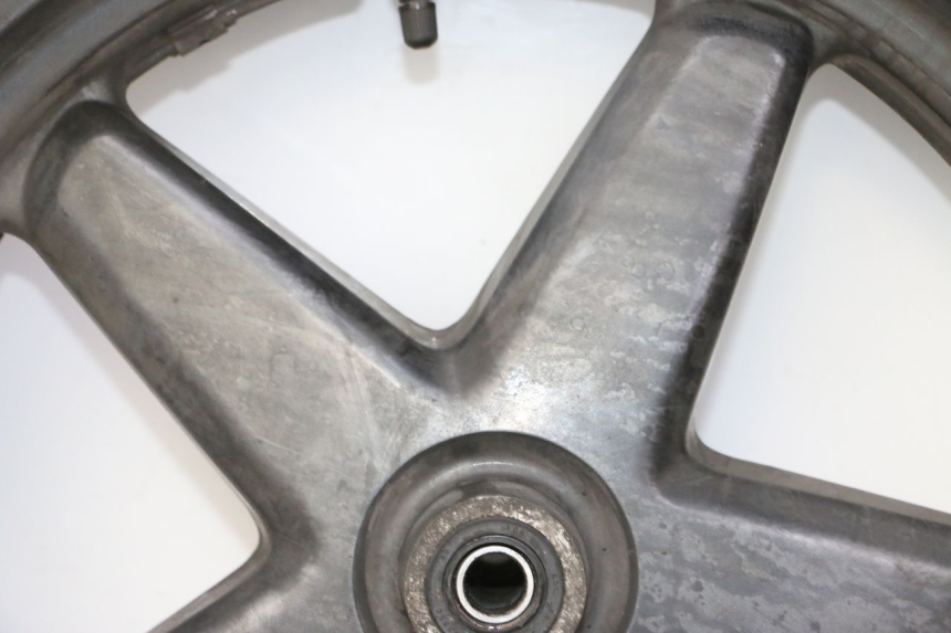 photo de FRONT RIM AND TIRE YAMAHA X-MAX XMAX 125 (2010 - 2014)