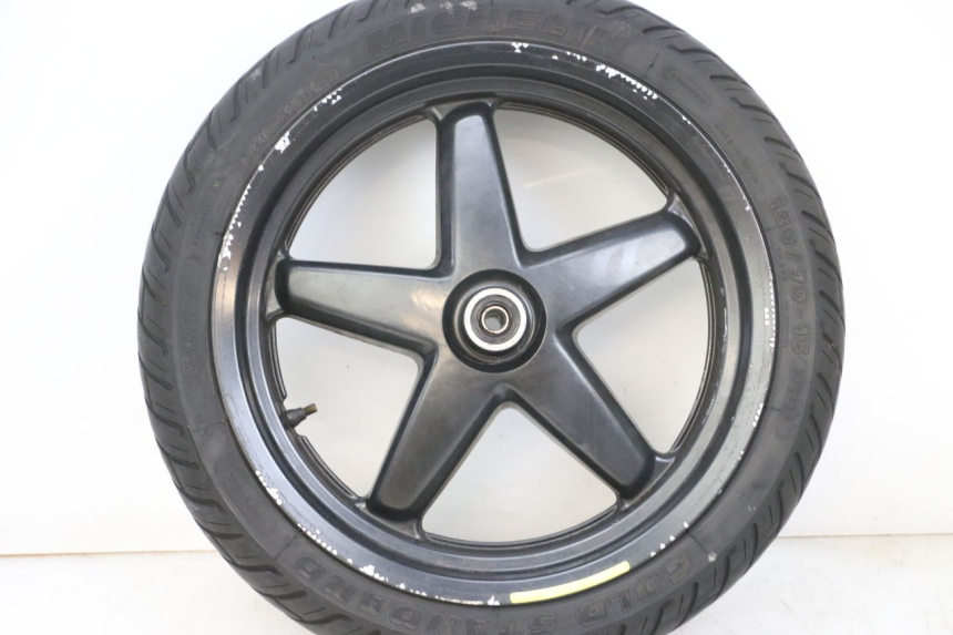 photo de FRONT RIM AND TIRE YAMAHA XMAX X-MAX 125 (2006 - 2009) - Supplementary product photo