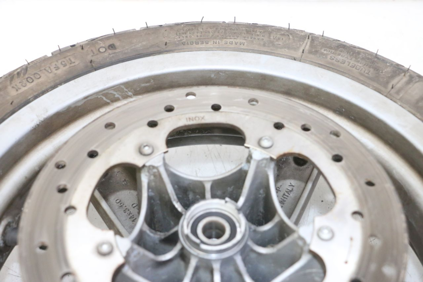 photo de FRONT RIM AND TIRE PIAGGIO X9 EVOLUTION 125 (2003 - 2007)