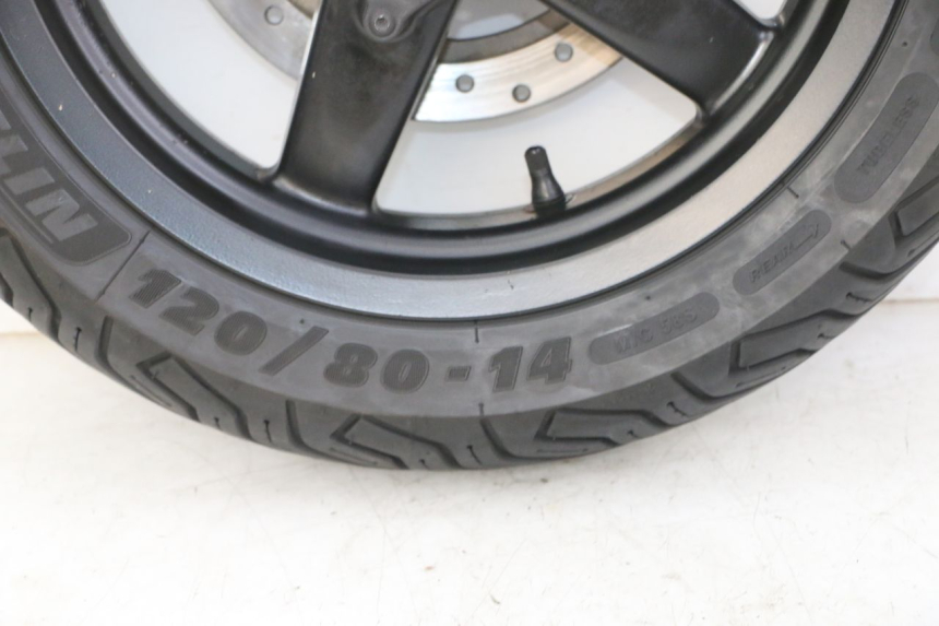 photo de FRONT RIM AND TIRE PIAGGIO XEVO - X EVO 125 (2007 - 2016)
