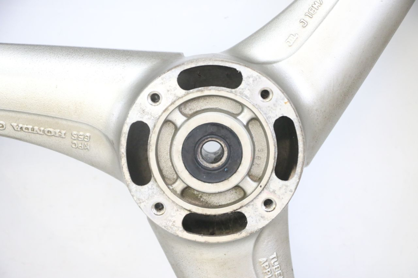 photo de FRONT RIM AND TIRE HONDA XLV VARADERO 125 (2000 - 2006)